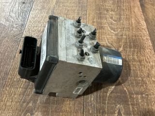 bontott VW PASSAT B6 ABS Kocka