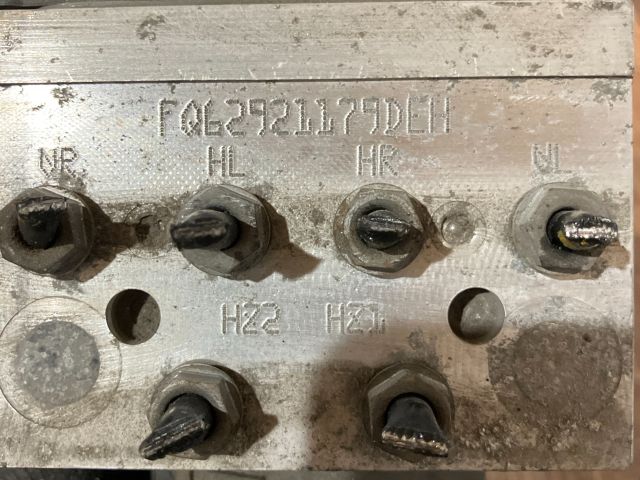 bontott VW PASSAT B6 ABS Kocka