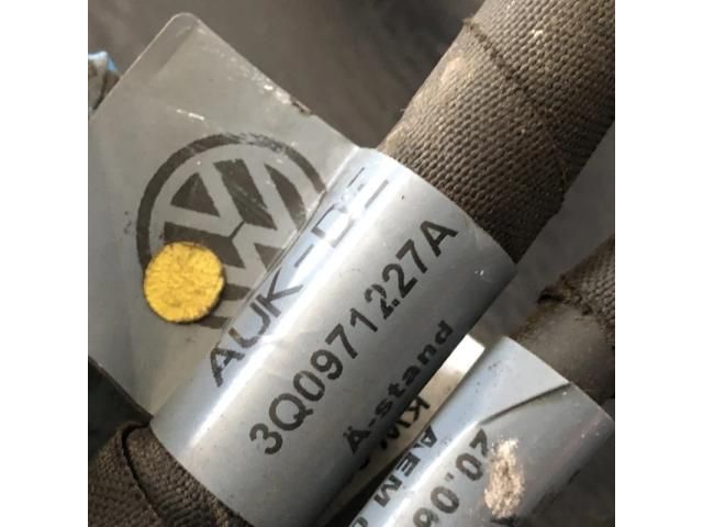 bontott VW PASSAT B6 Akkumulátor Saru