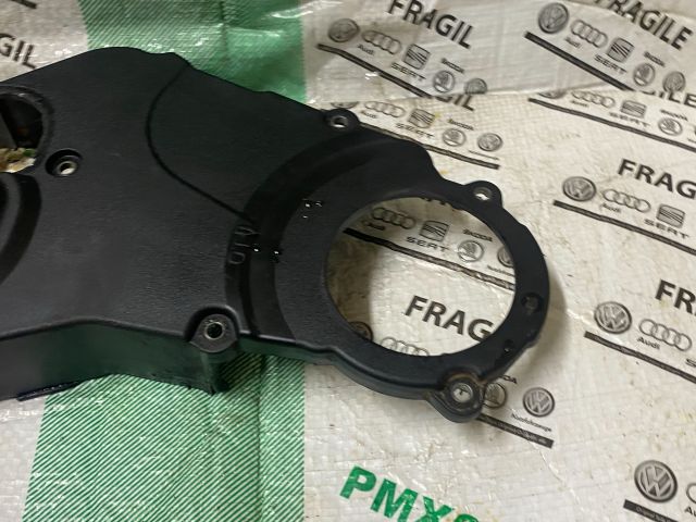 bontott VW PASSAT B6 Alsó Vezérlés Burkolat