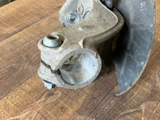 bontott VW PASSAT B6 Bal első Csonkállvány Kerékaggyal