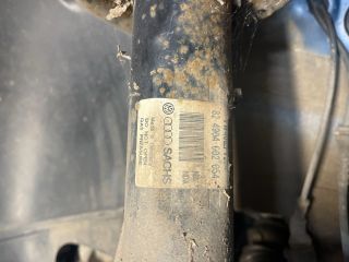 bontott VW PASSAT B6 Bal első Gólyaláb (Lengécsillapító, Rugó)