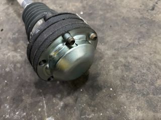 bontott VW PASSAT B6 Bal Féltengely