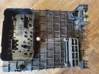 bontott VW PASSAT B6 Biztosítéktábla Motortér