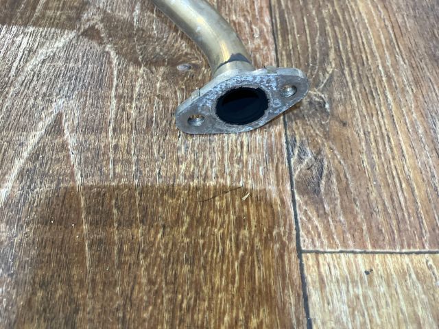 bontott VW PASSAT B6 EGR Hűtő Cső