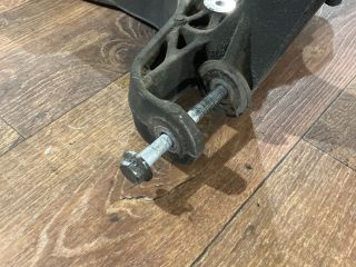 bontott VW PASSAT B6 Első Bölcső