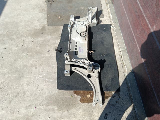 bontott VW PASSAT B6 Első Bölcső