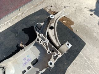 bontott VW PASSAT B6 Első Bölcső