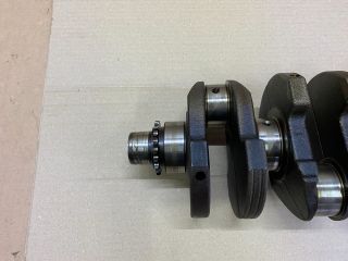 bontott VW PASSAT B6 Főtengely (Magában)