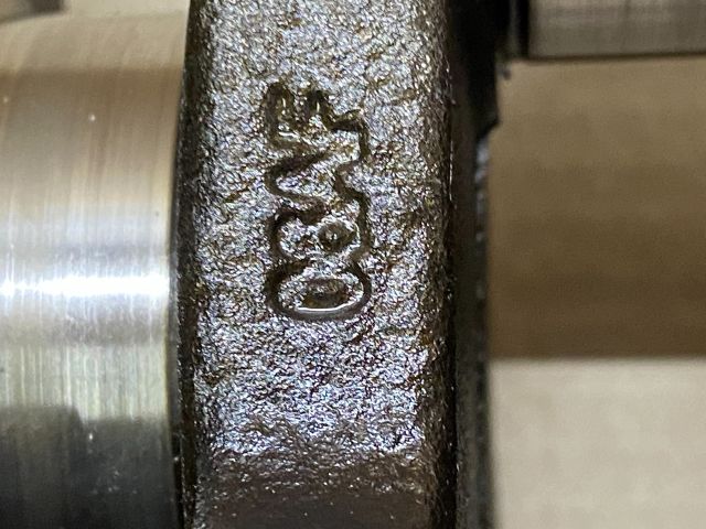 bontott VW PASSAT B6 Főtengely (Magában)