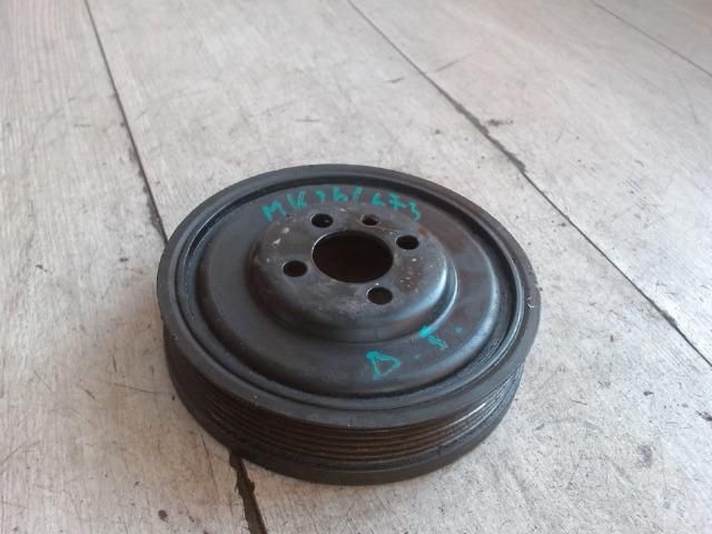 bontott VW PASSAT B6 Főtengely Szíjtárcsa