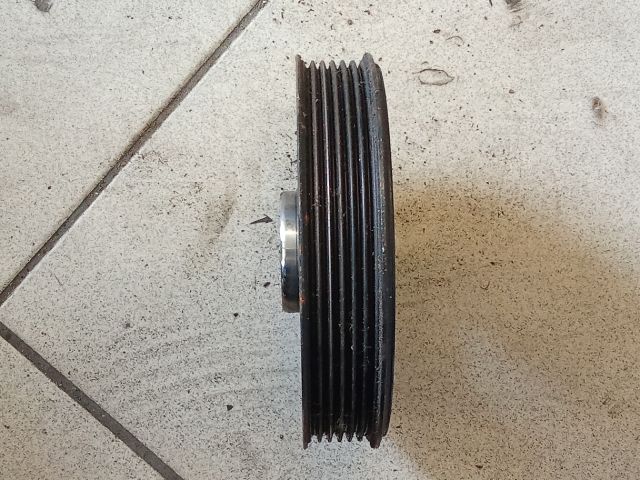 bontott VW PASSAT B6 Főtengely Szíjtárcsa