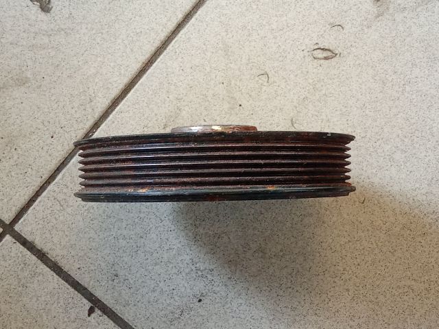 bontott VW PASSAT B6 Főtengely Szíjtárcsa