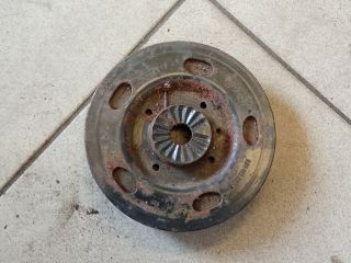 bontott VW PASSAT B6 Főtengely Szíjtárcsa