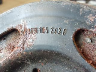 bontott VW PASSAT B6 Főtengely Szíjtárcsa