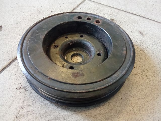 bontott VW PASSAT B6 Főtengely Szíjtárcsa