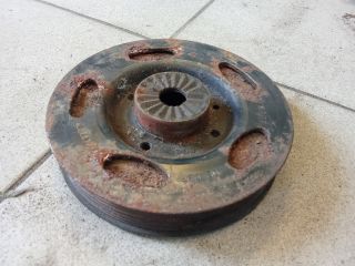 bontott VW PASSAT B6 Főtengely Szíjtárcsa