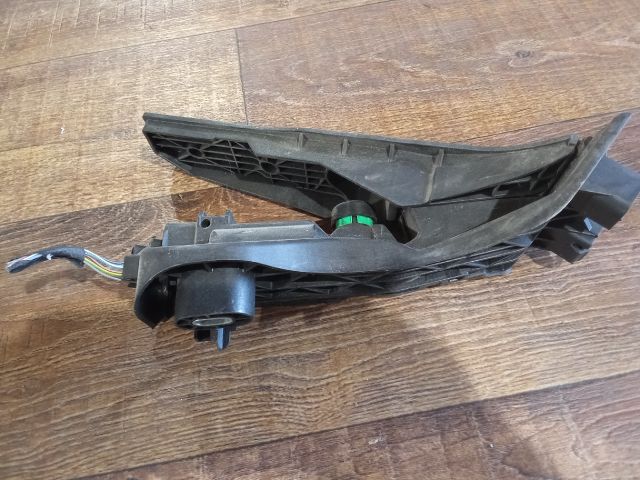 bontott VW PASSAT B6 Gázpedál (Elektromos)