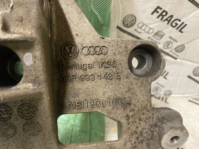 bontott VW PASSAT B6 Generátor Tartó Bak