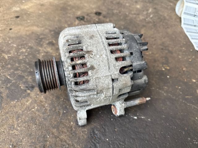 bontott VW PASSAT B6 Generátor