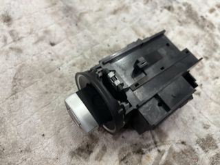 bontott VW PASSAT B6 Gyújtáskapcsoló Házzal