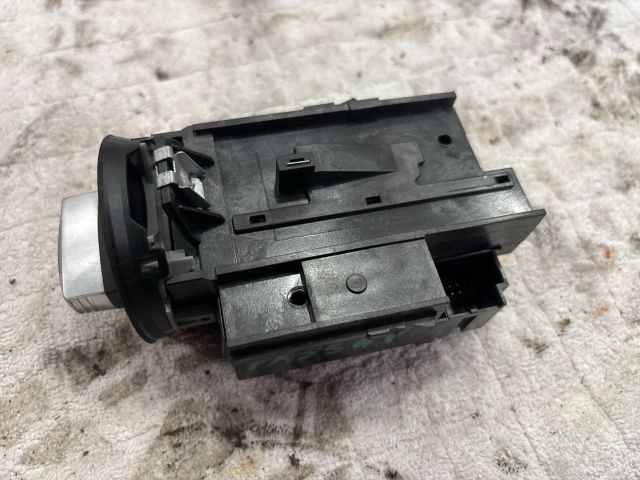 bontott VW PASSAT B6 Gyújtáskapcsoló Házzal