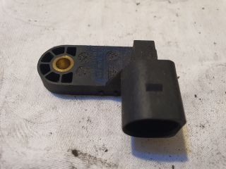 bontott VW PASSAT B6 Jeladó (Magában)