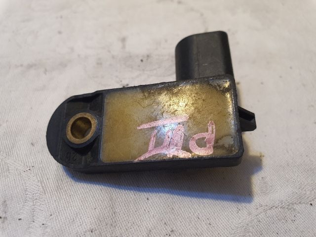 bontott VW PASSAT B6 Jeladó (Magában)