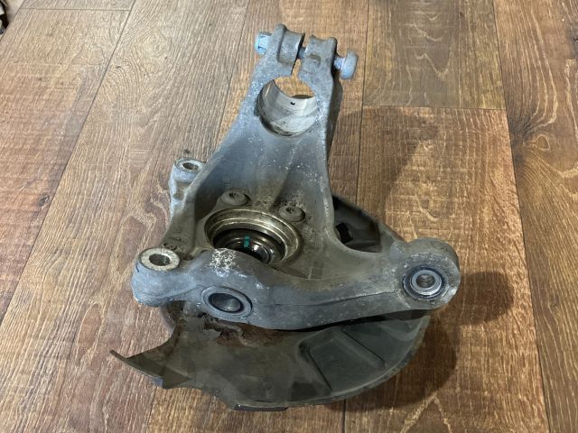 bontott VW PASSAT B6 Jobb első Csonkállvány Kerékaggyal