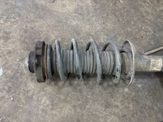 bontott VW PASSAT B6 Jobb első Gólyaláb (Lengécsillapító, Rugó)