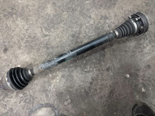 bontott VW PASSAT B6 Jobb Féltengely