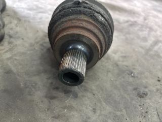 bontott VW PASSAT B6 Jobb hátsó Féltengely