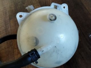 bontott VW PASSAT B6 Kiegyenlítő Tartály