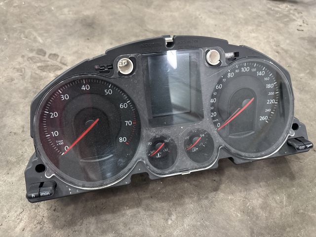 bontott VW PASSAT B6 Kilométeróra