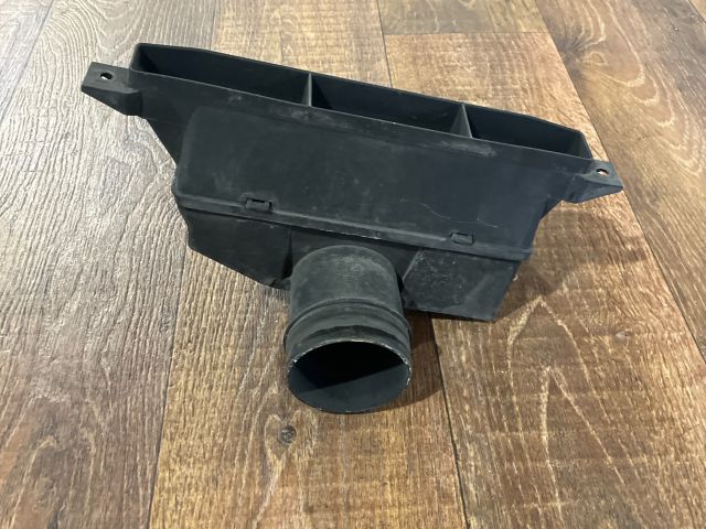 bontott VW PASSAT B6 Légbeömlő Cső