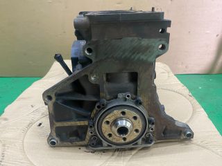 bontott VW PASSAT B6 Motorblokk (Fűzött)
