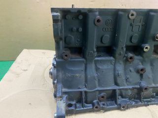 bontott VW PASSAT B6 Motorblokk (Fűzött)