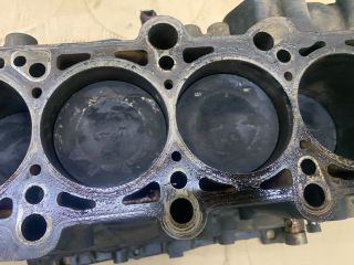 bontott VW PASSAT B6 Motorblokk (Fűzött)