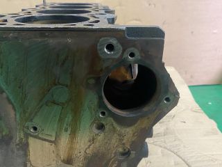 bontott VW PASSAT B6 Motorblokk (Fűzött)