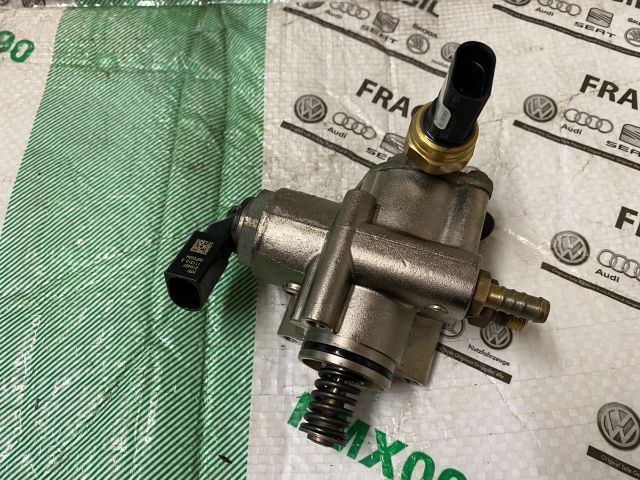 bontott VW PASSAT B6 Nagynyomású Szivattyú