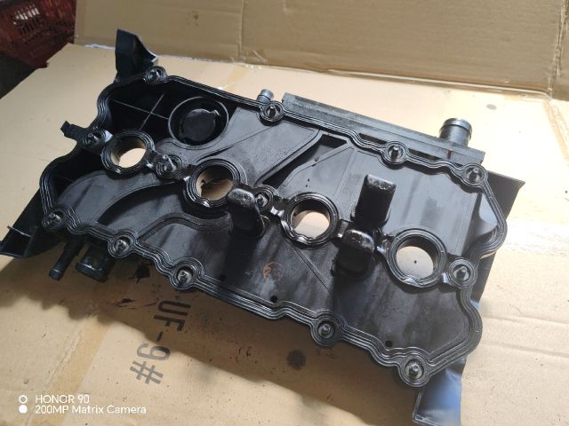 bontott VW PASSAT B6 Szelepfedél