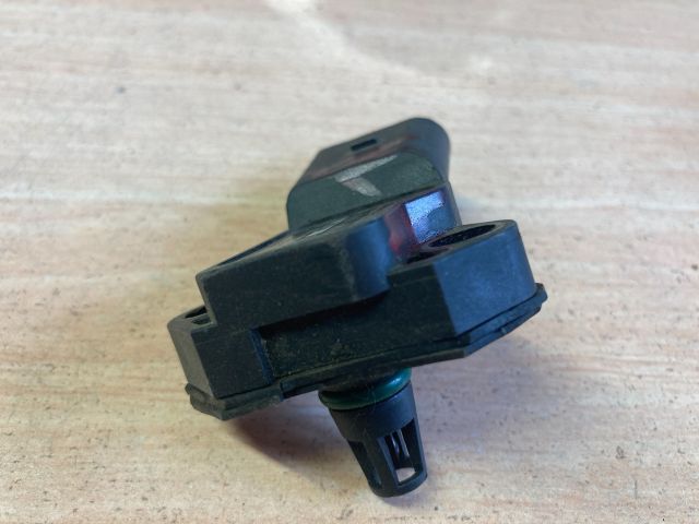 bontott VW PASSAT B6 Szívócső Nyomásérzékelő