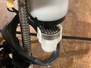 bontott VW PASSAT B6 Üzemanyag Szivattyú