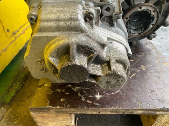 bontott VW PASSAT B6 Váltó (Mechanikus)