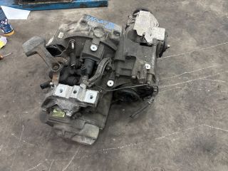 bontott VW PASSAT B6 Váltó (Mechanikus)
