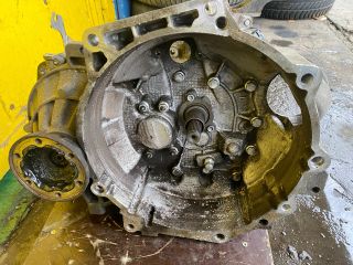 bontott VW PASSAT B6 Váltó (Mechanikus)