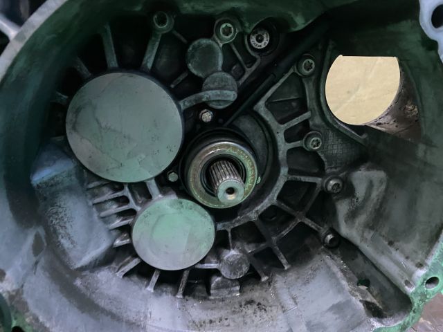 bontott VW PASSAT B6 Váltó (Mechanikus)