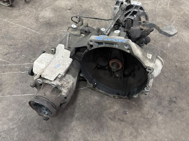 bontott VW PASSAT B6 Váltó (Mechanikus)