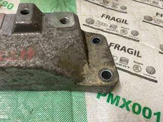 bontott VW PASSAT B6 Váltó Tartó Bak (Pozíciófüggetlen)