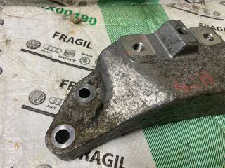 bontott VW PASSAT B6 Váltó Tartó Bak (Pozíciófüggetlen)